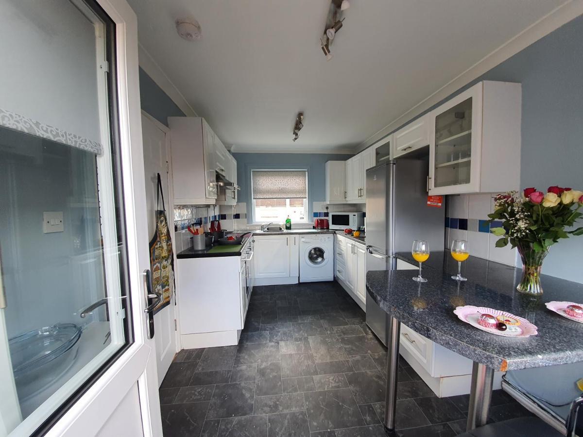 شقة Premier - Kenilworth House Holytown المظهر الخارجي الصورة